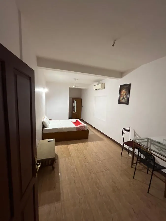 Tower 21 Regency Hotel Kochi Hindistan